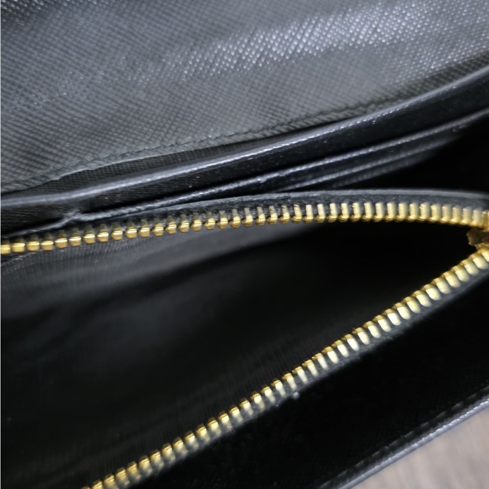 Prada Black Saffiano Leather Wallet - Picture 8 of 8